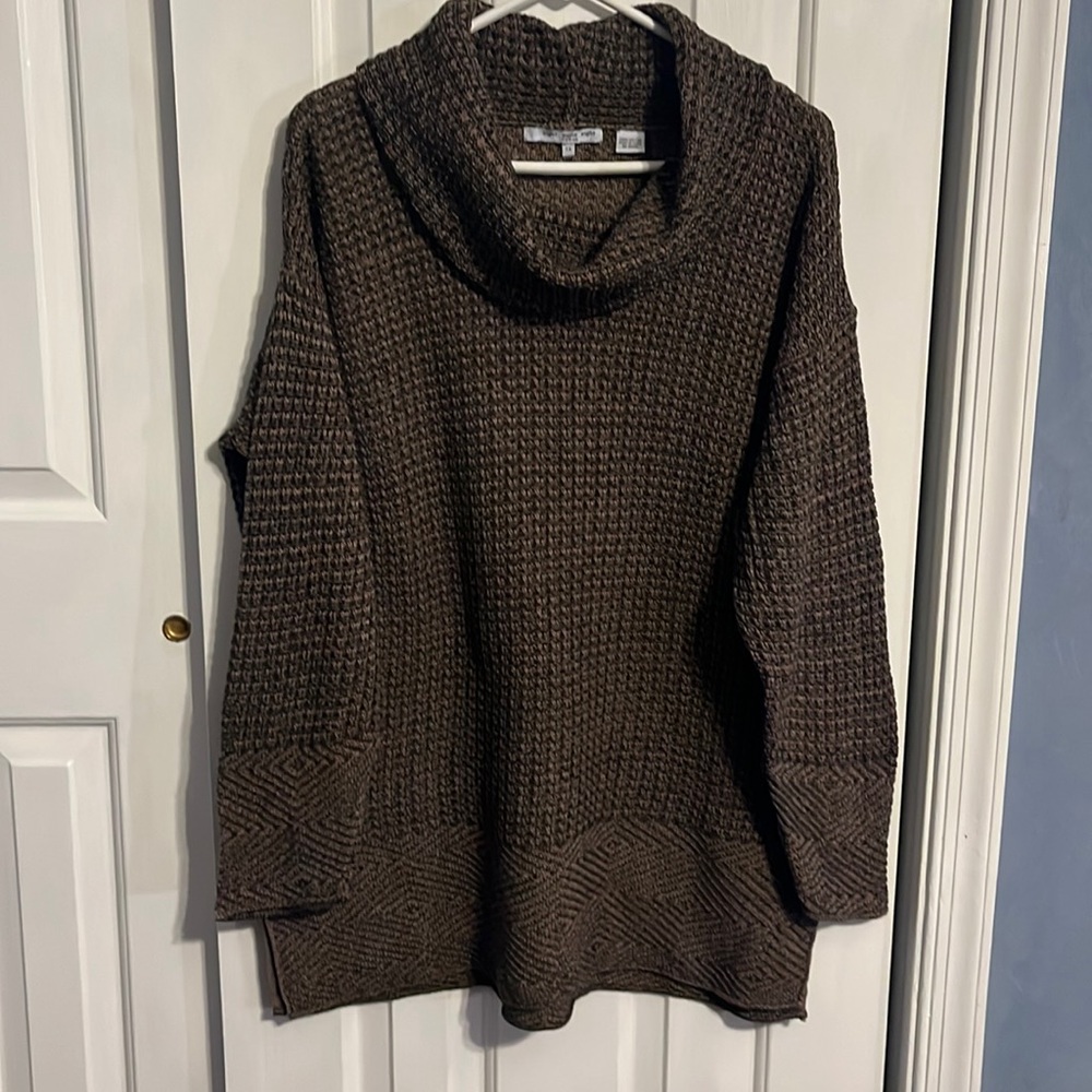 eight eight eight - Tunic Sweater
